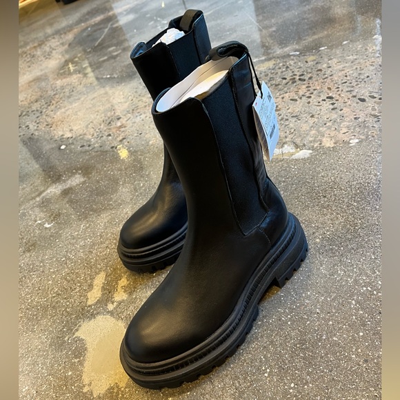 Bershka Flat with Elastic Gores - Ankle boots - Picture 8 of 13